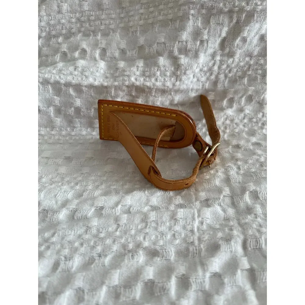 Louis Vuitton Luggage Tag EUC